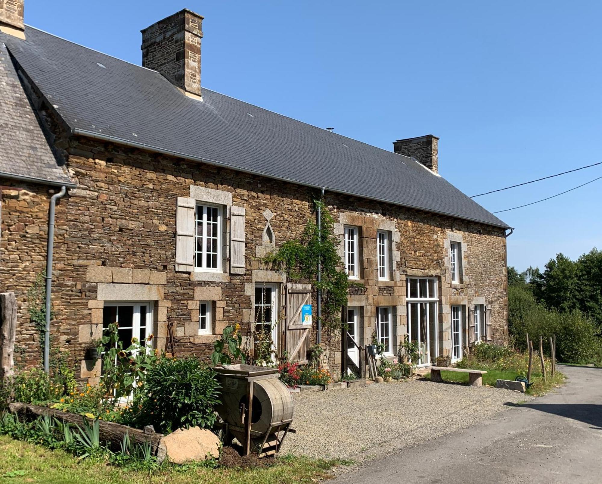 Bed and Breakfast Agritourisme Abaé à Sougéal Extérieur photo